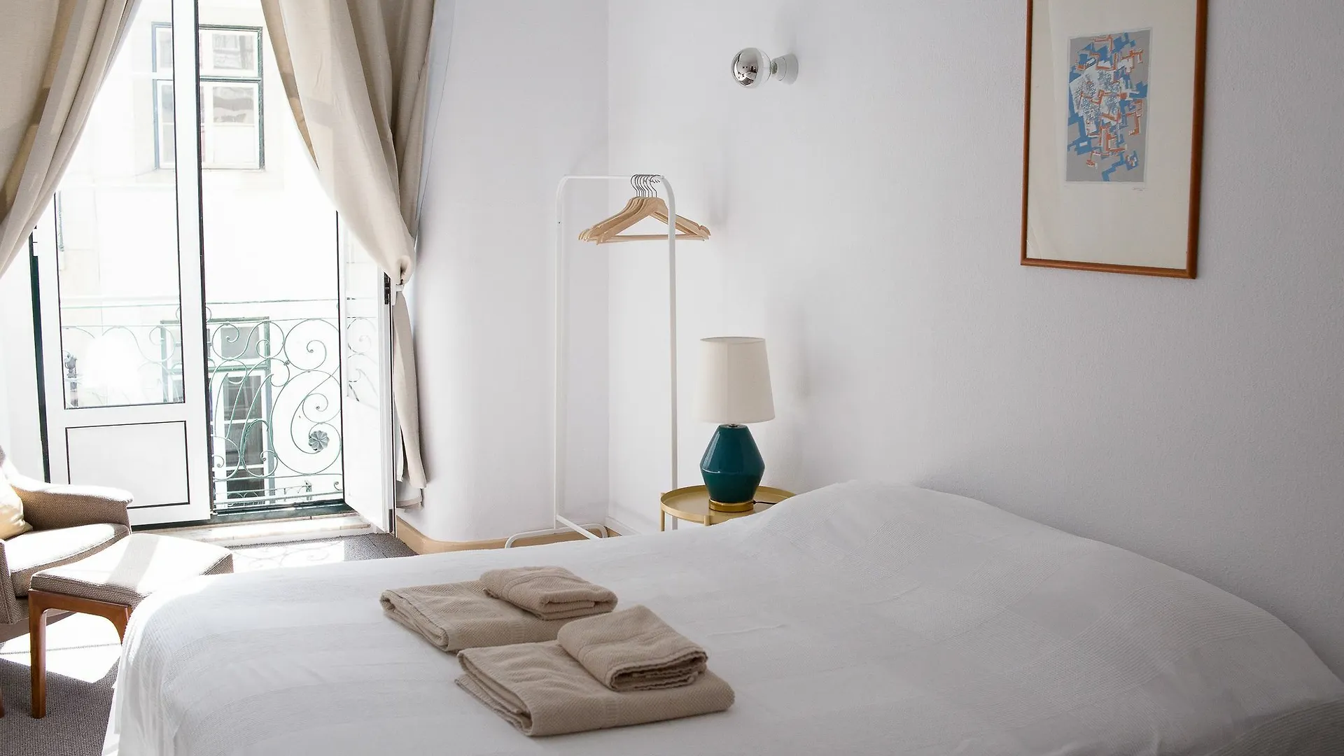 Lost Lisbon :: Chiado House 2*,  Portekiz