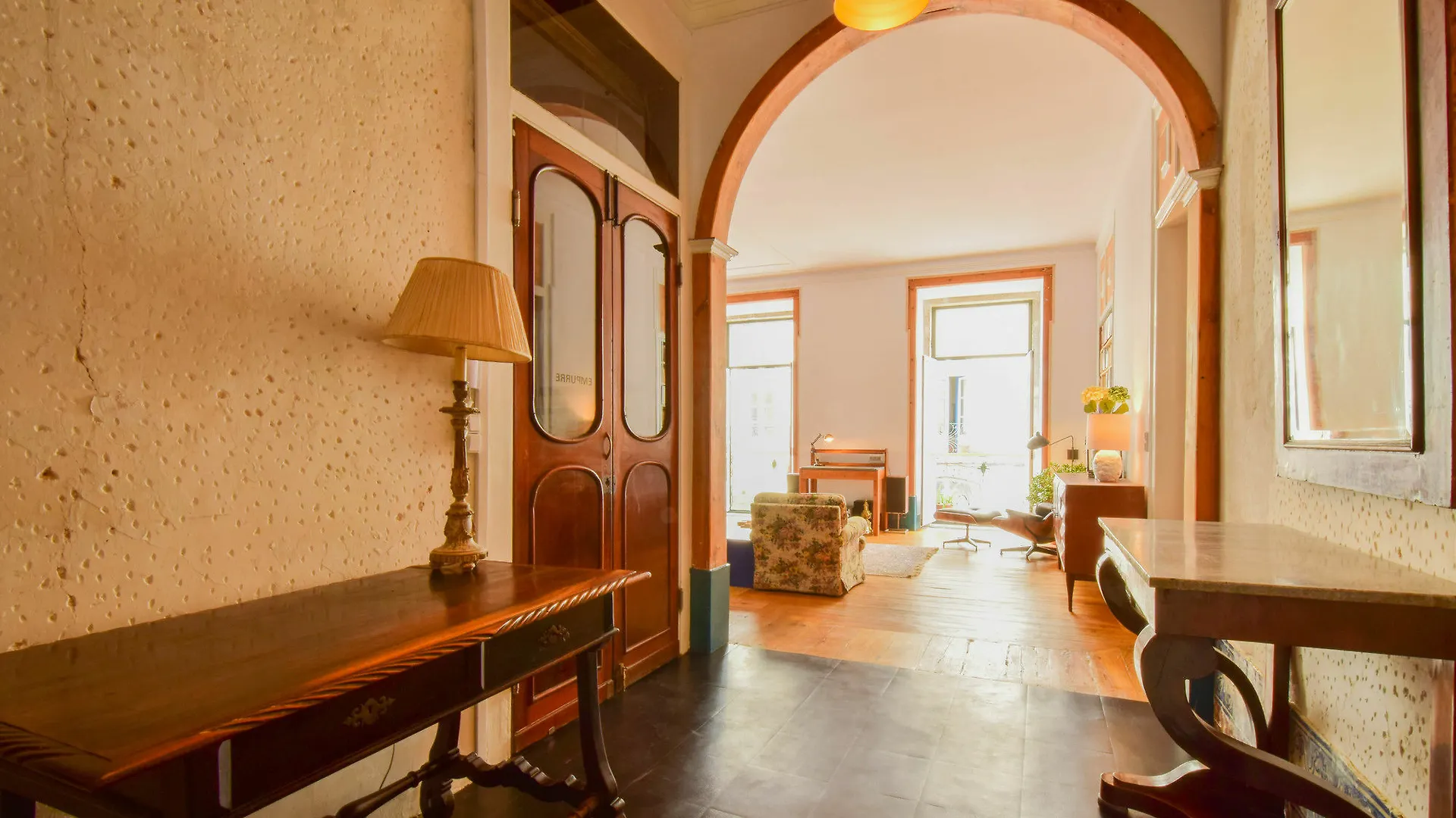 Konukevi Lost Lisbon :: Chiado House